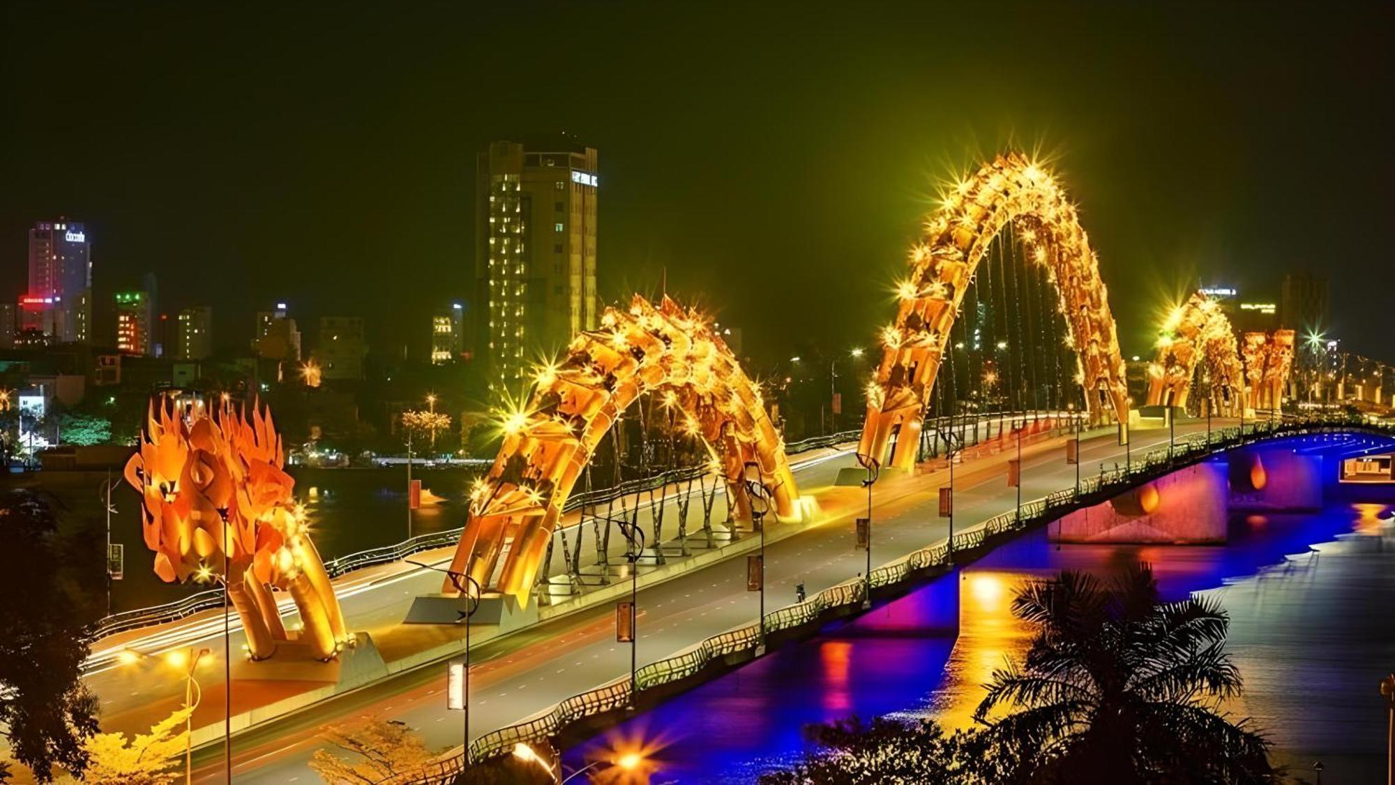 Sofia Suite Hotel Danang Zewnętrze zdjęcie