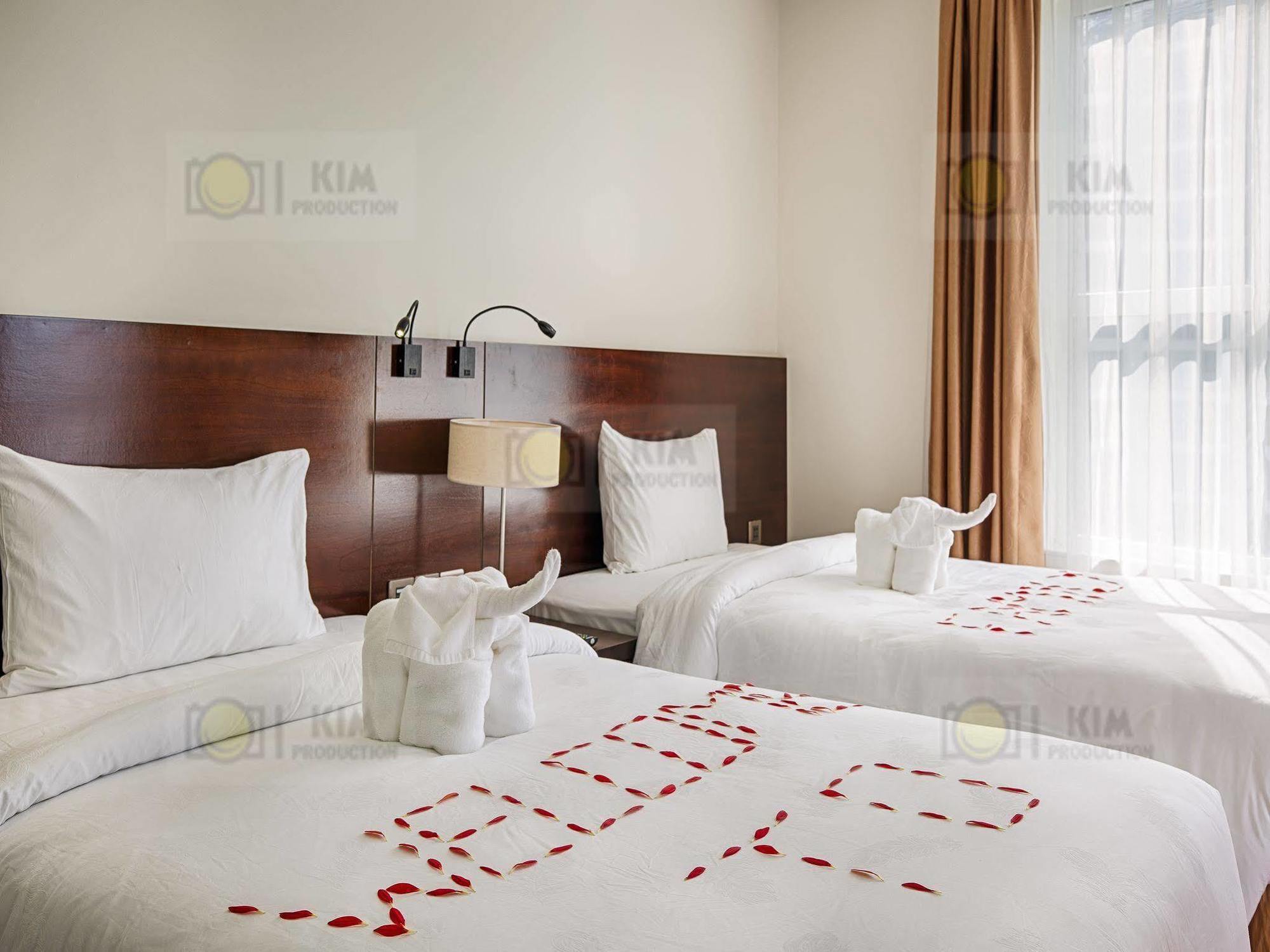 Sofia Suite Hotel Danang Zewnętrze zdjęcie