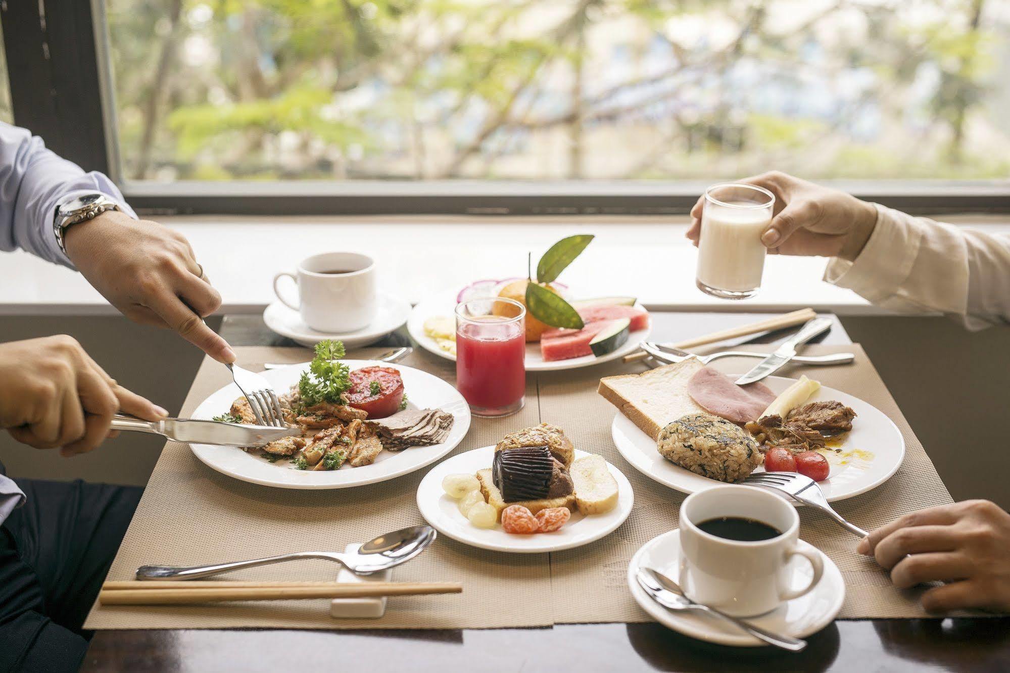 Sofia Suite Hotel Danang Zewnętrze zdjęcie