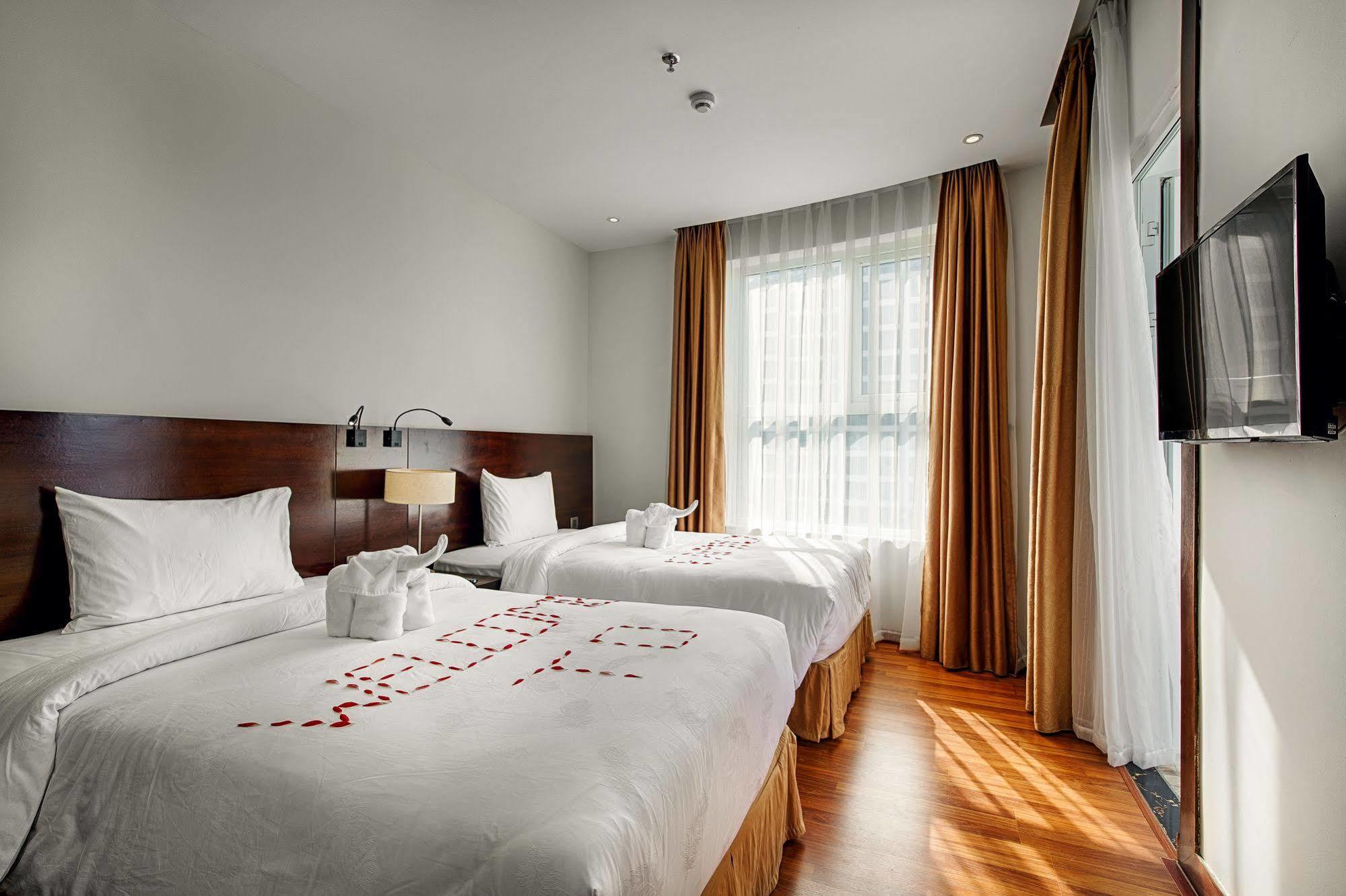 Sofia Suite Hotel Danang Zewnętrze zdjęcie
