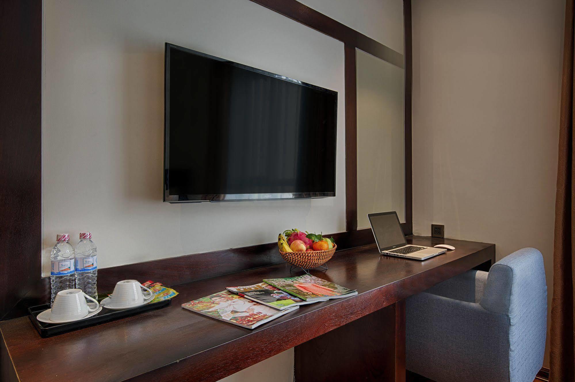 Sofia Suite Hotel Danang Zewnętrze zdjęcie