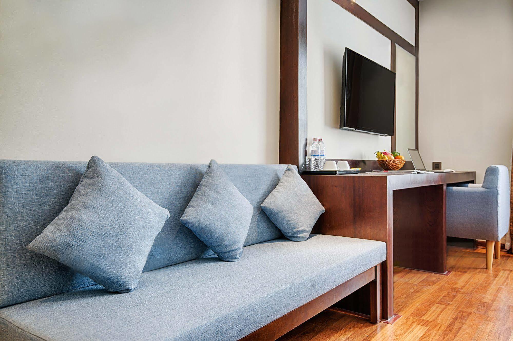Sofia Suite Hotel Danang Zewnętrze zdjęcie